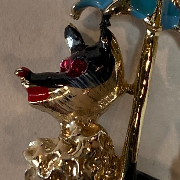Vintage Poodle Brooch With Blue Umbrella & Rhinestone Eyes J0134 - Picture 4 of 16